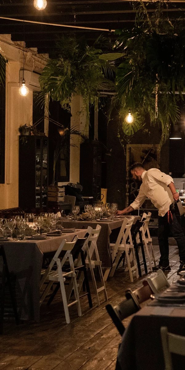 Learn more about what you will see on the graceland tour. Tailored Tours Barcelona Travel Company