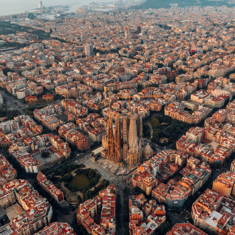 Amazing Barcelona Virtual Tour Facebook Packages