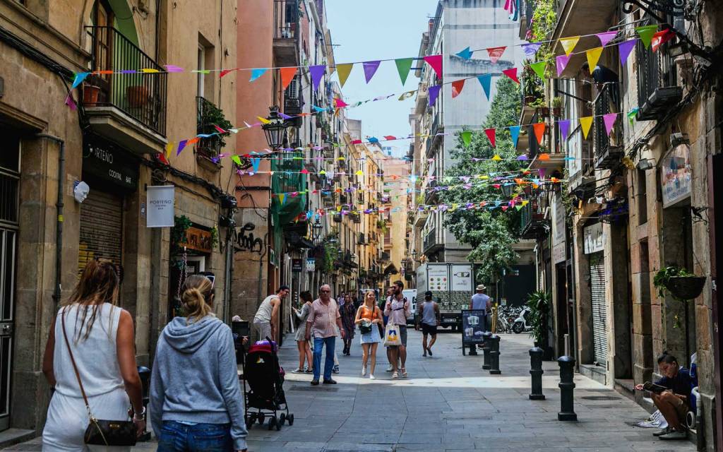 40+ Barcelona Bad Trip Package