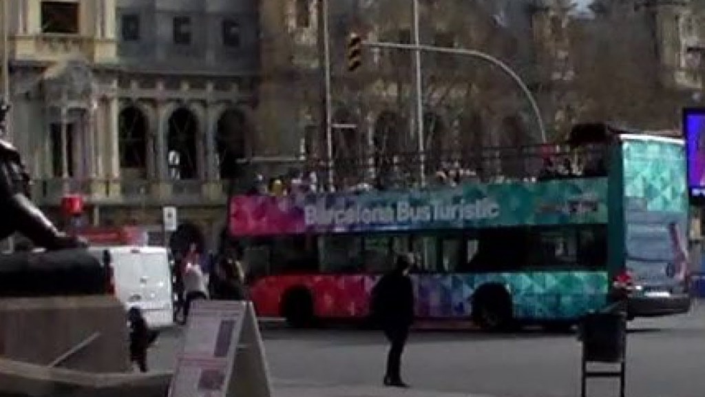 10+ Bus Tours In Barcelona Spain