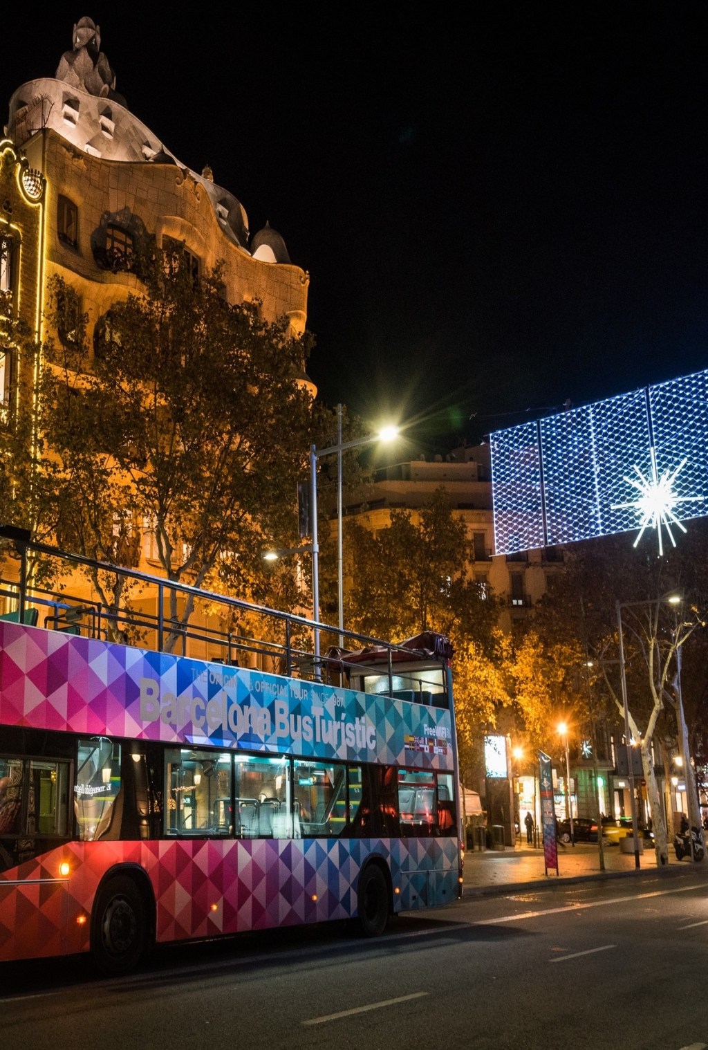 11+ Barcelona Tour Bus Tickets&nbsp;Package