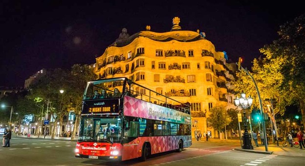 Amazing Sightseeing Bus In&nbsp;Barcelona