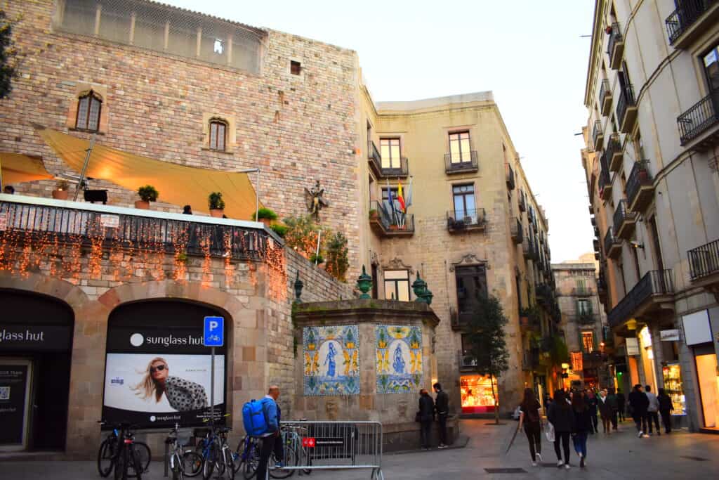 Amazing Barcelona Daily Travel Budget&nbsp;Packages
