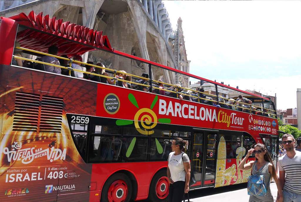 Exploring Free Hop On Hop Off Bus Barcelona
