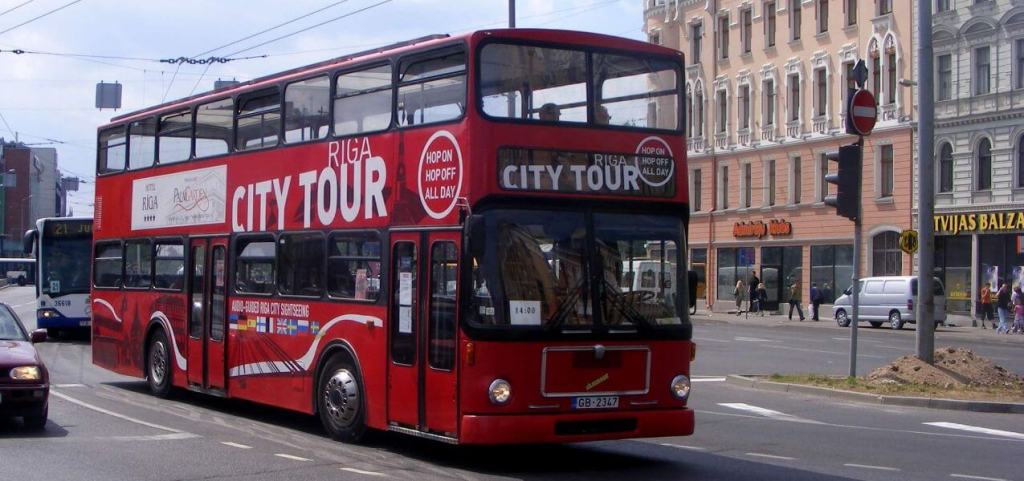 Exploring Hop On Hop Off Barcelona Redbus Package