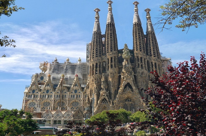 Barcelona Tour Price Package